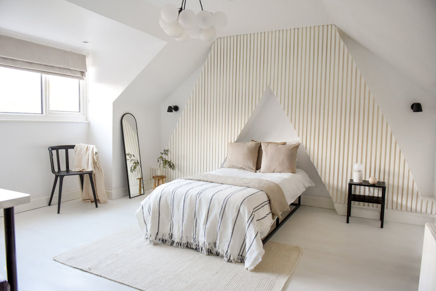 White 03 Bedroom Panelling by @edwardian_love 