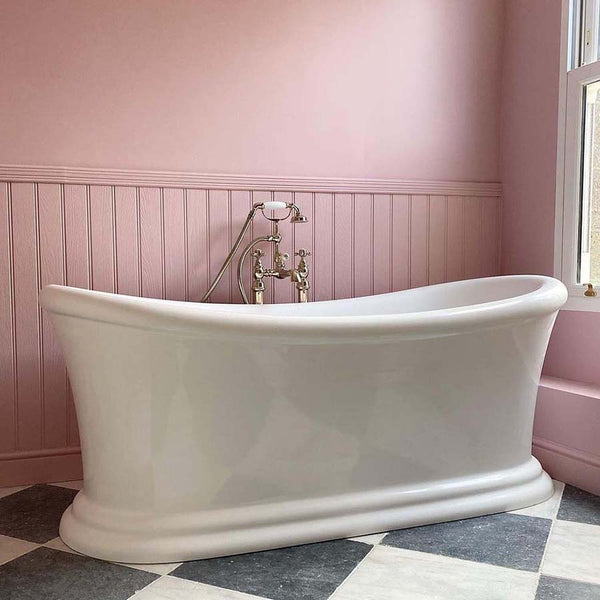 Bathroom in Lick Pink 03